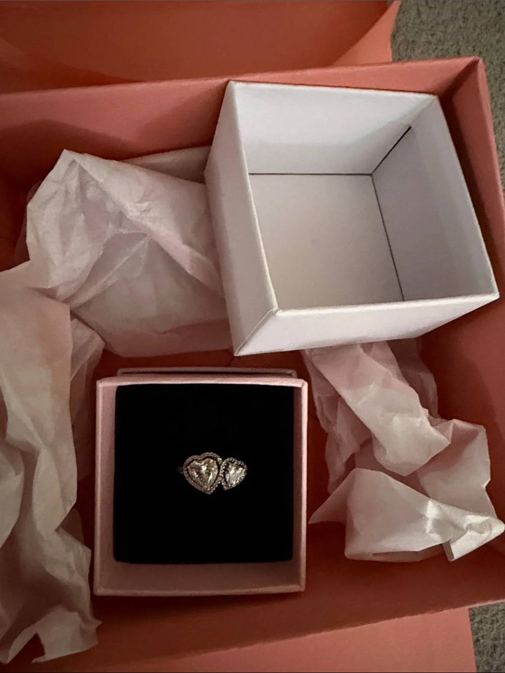 Pandora ring comes